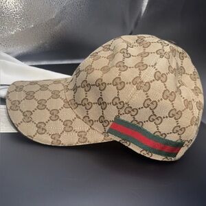 GUCCI GG CANVAS BASEBALL HAT WITH WEB